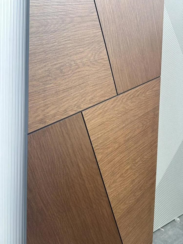 Межкомнатная дверь шпон Сити-2 текстурированный орех глухая